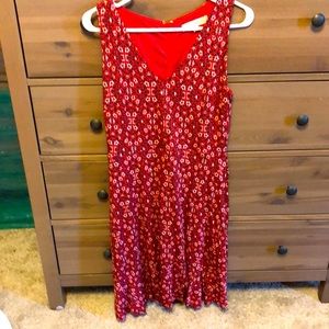 Reddish orange sleeveless flowered dress Small